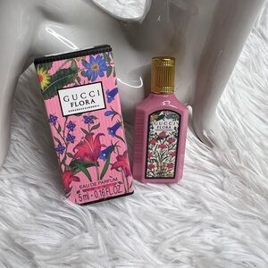 Gucci Flora Eau de Parfum - Pink and Gold